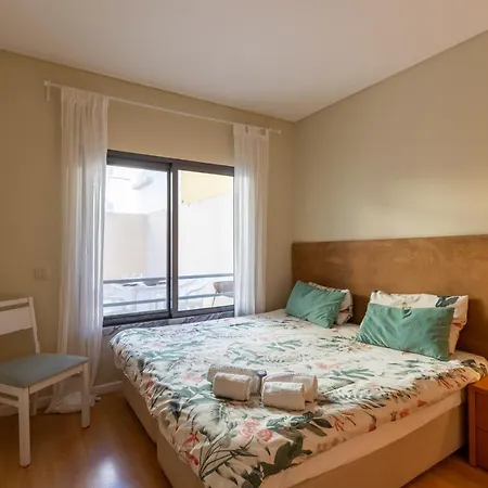 Apartment T1 Baixa De *